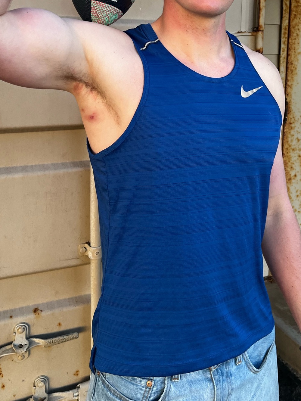 Nike Men DD1532 Athletic Tank TOP SLEEVELESS SHIRT Swoosh MILLER RUNNING RUNNER